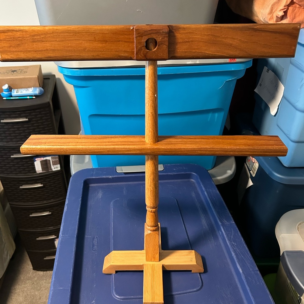 Wooden Jewelry Display Stand